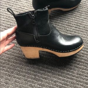 Shearling Swedish Hasbeens booties